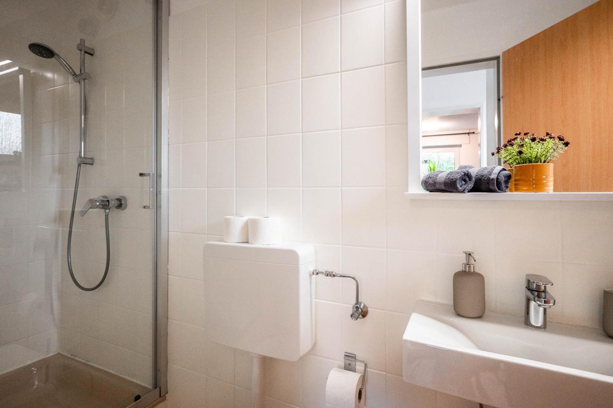 Apartment Ostersiek- Privater Eingang Mit Eigener Terrasse Bad Salzuflen Eksteriør billede